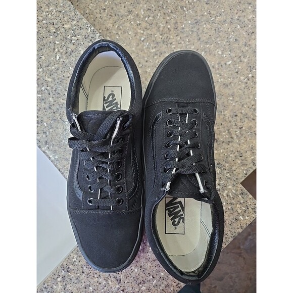 VANS Women 10 MENS 8.5 Black Tennis Shoe Style 500714 Barely Worn School Fall - Picture 1 of 6